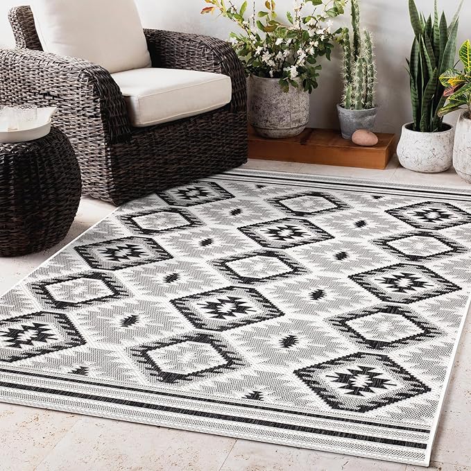 Keen Home Design Outdoor Runner Rug - 6x9 Washable Indoor/Outdoor Rug for Patio, Balcony, Kitchen, Garden, Beach, Deck and Porch. Size: 6'7" x 9'2"-Ruum Studio Home