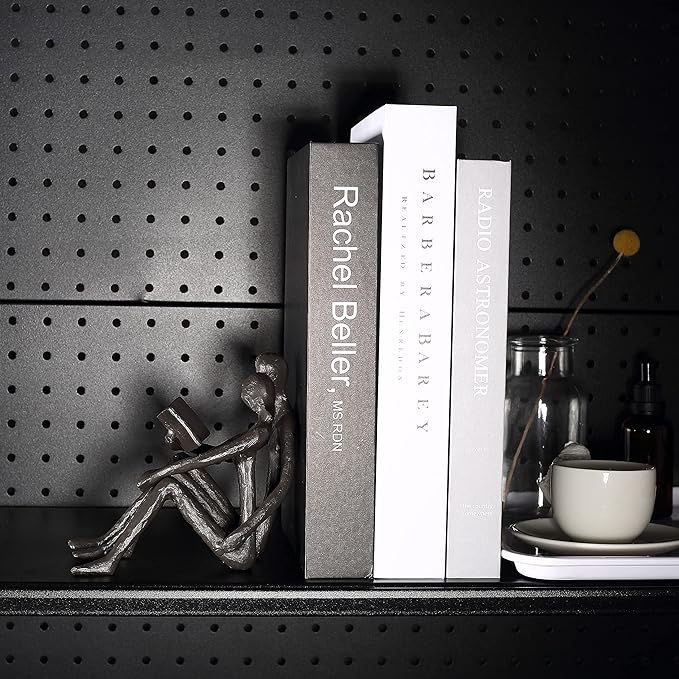 Ambipolar Romantic Reading Couple Bookshelf Decor, Cast Iron Bookend, Aesthetic Room Decor, Office Desk Decor, Home Decorative Bookend for Heavy Books, Satin Black-Ruum Studio Home
