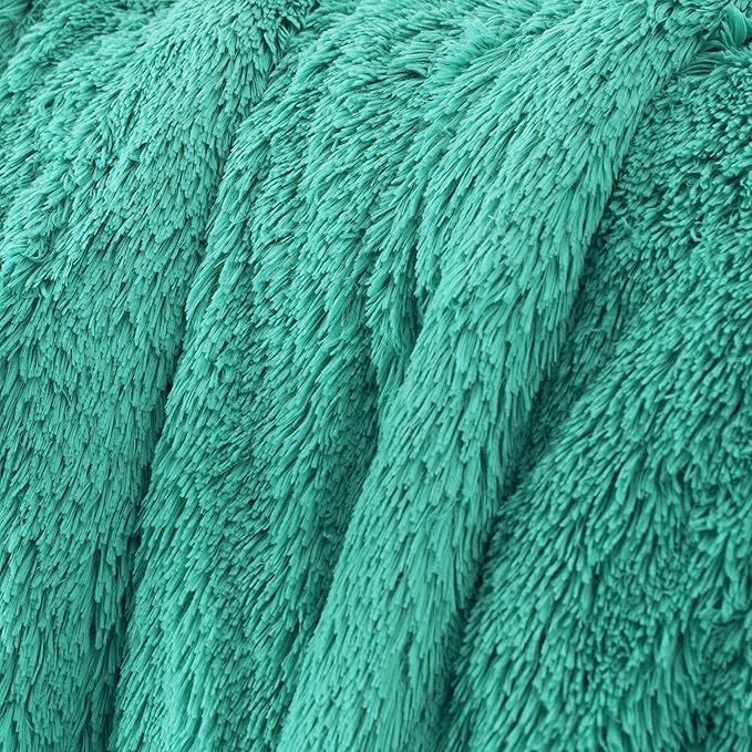 Bedsure GentleSoft Fluffy Aruba Blue King Size Blanket for Bed, Thick Soft Sherpa Faux Fur Fleece Bedding Fuzzy Plush Winter Warm Heavy Big Large King Blanket, Cozy Blue Gifts for Men Women, 108x90-Ruum Studio Home