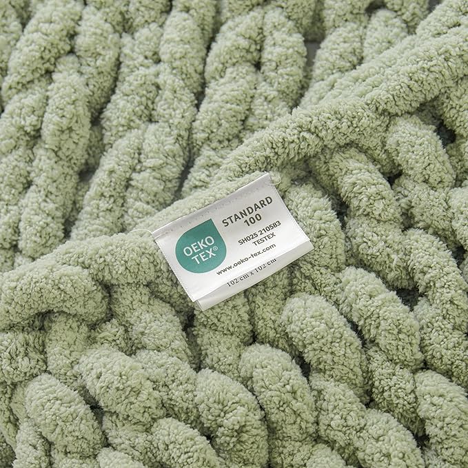 WESHIONGOO Chunky Knit Blanket Throw 40"×40" Knit Throw Blanket for Couch Bed Throw Blanket with Jumbo Chenille Yarn Thick 100% Handmade (Sage Green)-Ruum Studio Home