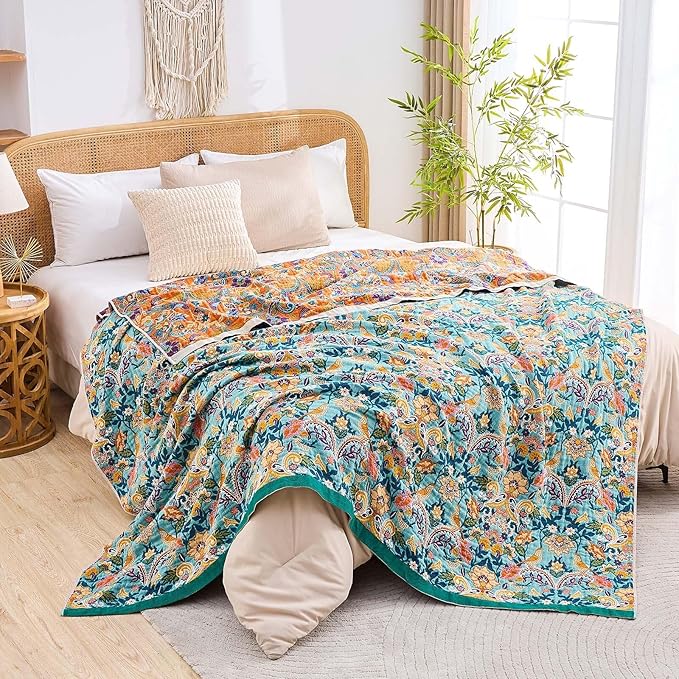 Boho Blanket Throw Quilt, 100% Cotton Soft Light Weight Throw Blankets for Summer, 50"x60" Farmhouse Flower Decorative Blankets, All Season Rustic Reversible Bohemian Throw Quilt-Ruum Studio Home