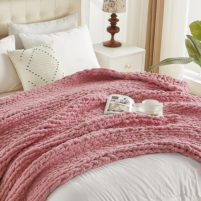Carriediosa Chunky Knit Throw Blanket 50" X 60", 100% Hand Made Large Chenille Loop Yarn Soft Fluffy Throws for Couch Sofa Bed, Big Crochet Cozy Heavy Thick Cable Woven Blanket, Mauve-Ruum Studio Home