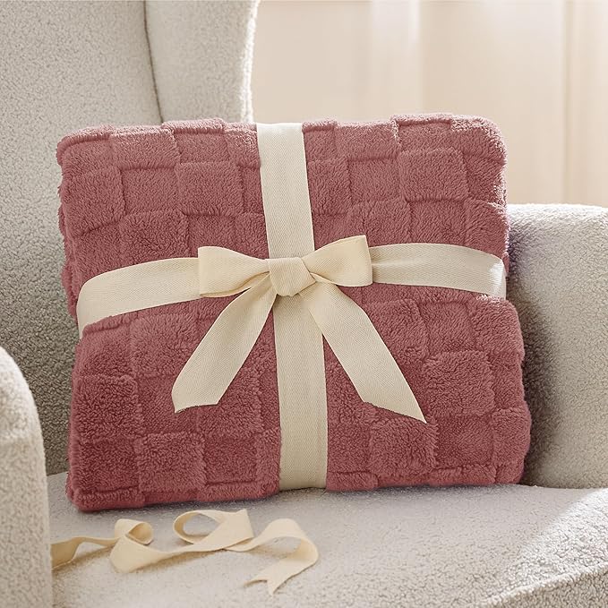 Bedsure GentleSoft Twin Blanket for Bed Dusty Pink - Super Soft Cozy Blankets for Women Men Girls, Cute Fuzzy Fleece Throws for Bedroom Couch, 60x80 Inches-Ruum Studio Home