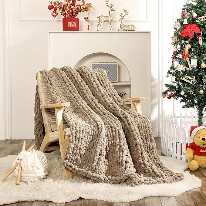 WESHIONGOO Chunky Knit Blanket Throw 50"×60" Knitted Throw Blankets for Couch Bed Fluffy Soft Blanket with Jumbo Chenille Yarn Thick 100% Handmade (Brown)-Ruum Studio Home