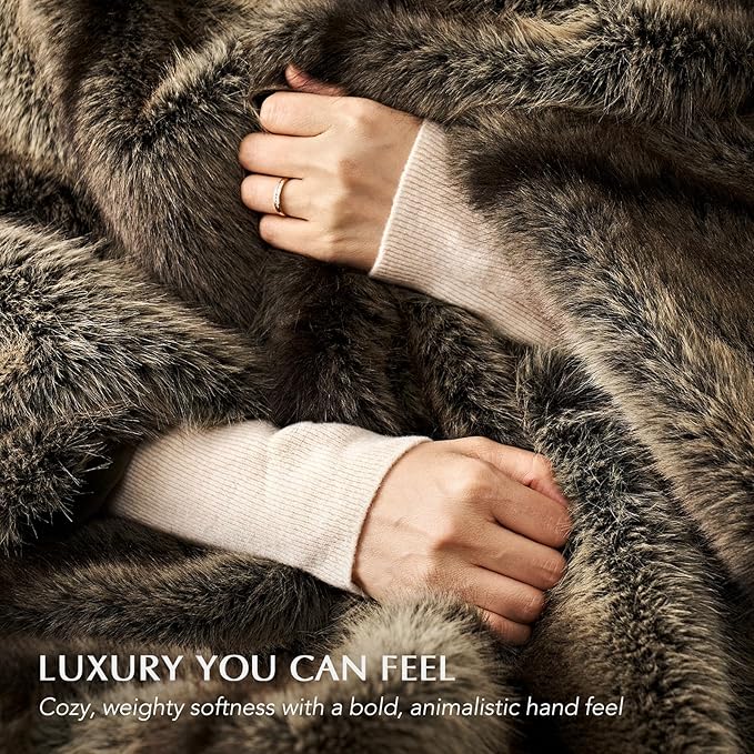 Luxury Faux Fur Throw Blanket, Soft Fluffy Faux Mink Blankets for Bed, Couch, Sofa, Thick Cozy Plush Warm Fur Throws with Reversible Velvet, Ombré Sable Brown, 60"x80"-Ruum Studio Home