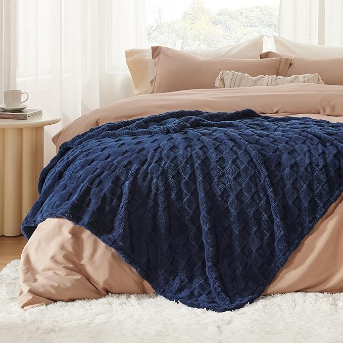 Bedsure GentleSoft Twin Blanket for Bed Navy Blue - Super Soft Cozy Blankets for Women Men Girls, Cute Fuzzy Fleece Throws for Bedroom Couch, 60x80 Inches-Ruum Studio Home