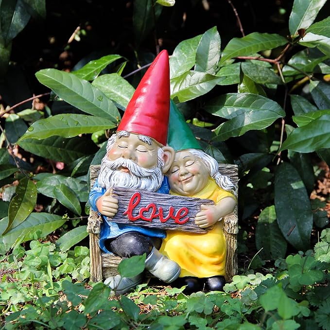 Garden gnome statue for outdoor decor,Couple in love gnomes figurine for patio lawn yard garden outdoor decoration,garden sculptures & statues,knome romantic indoor ornament forever lover gift-Ruum Studio Home