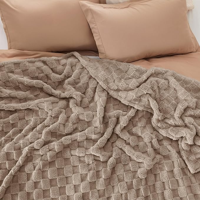 Bedsure GentleSoft California King Blanket for Bed - Super Soft Cozy Blankets for Women Men Girls, Large Fuzzy Fleece Throw for Bedroom Decor, Light Taupe, 102x96 Inches-Ruum Studio Home