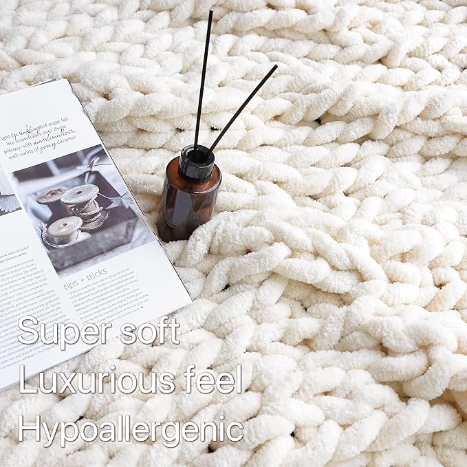 Maetoow Chenille Chunky Knit Blanket Throw （30×40 Inch）, Handmade Warm & Cozy Blanket Couch, Bed, Home Decor, Soft Breathable Fleece Banket, Christmas Thick and Giant Yarn Throws, Cream-Ruum Studio Home