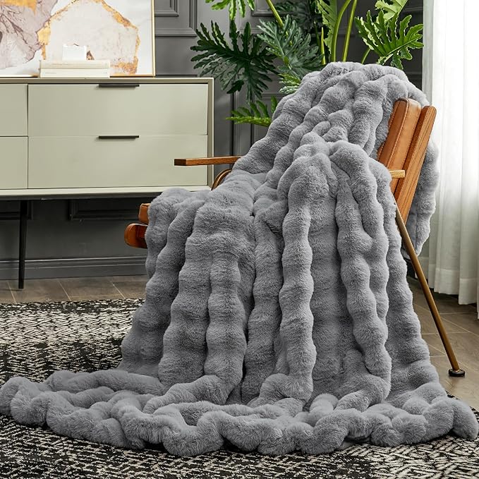 Cozy Bliss Faux Fur Throw Blanket for Couch, Fuzzy Soft Plush Thick Bubble Blanket for Sofa Bedroom Living Room,50 * 60 Inches Light Grey-Ruum Studio Home