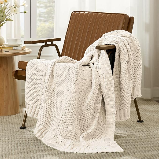 Amélie Home Chenille Knit Throw Blanket for Couch, Chevron Texture Decorative Soft Blanket for Sofa, Bed & Chair, 50"x60", Ivory-Ruum Studio Home