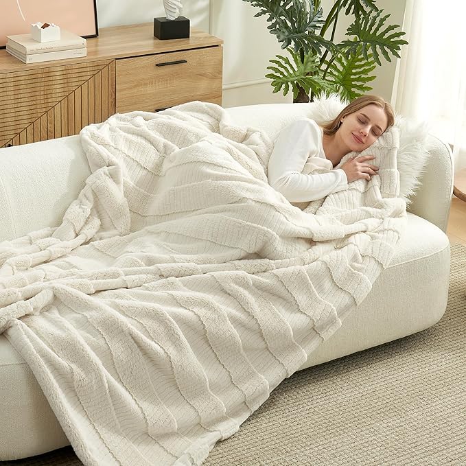 Amélie Home Luxury Striped Faux Fur Throw Blanket for Couch, Embossed Split Fur Cozy Fuzzy Fluffy Luxurious Soft Plush Sofa Chair Bed Gift Blankets for Women Men Wife Friend, 60"x80", Ivory-Ruum Studio Home
