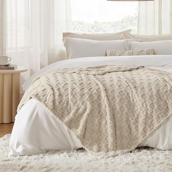 Bedsure GentleSoft Twin Blanket for Bed Light Brown - Super Soft Cozy Blankets for Women Men Girls, Cute Fuzzy Fleece Throws for Bedroom Couch, 60x80 Inches-Ruum Studio Home