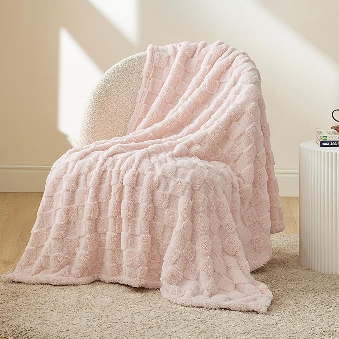 Bedsure GentleSoft Pink Throw Blanket for Couch - Checkered Fleece Blankets Gifts for Women Men Girls, Cute Soft Cozy Throw for Bedroom Home Decor Gifts, 50x60 Inches-Ruum Studio Home
