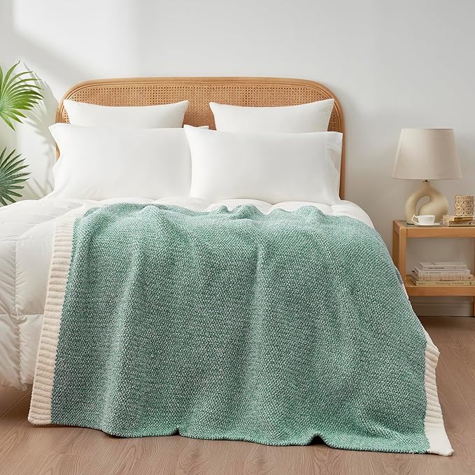 Snuggle Sac Green Throw Blanket, Ultra Soft Warm Blankets for Couch, Cozy Knit Fuzzy Plush Throws Blanket for Sofa, Bed,Living Room, Heather Green, 50x60 inches-Ruum Studio Home