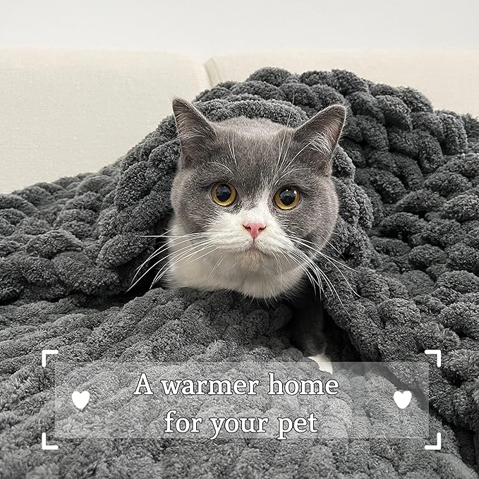 Maetoow Tighter Version Chenille Chunky Knit Blanket Throw （40×50 Inch）, Handmade Warm & Cozy Blanket Couch, Bed, Home Decor, Soft Fleece Banket, Boho Thick Blankets and Giant Yarn Throws，Dark Grey-Ruum Studio Home