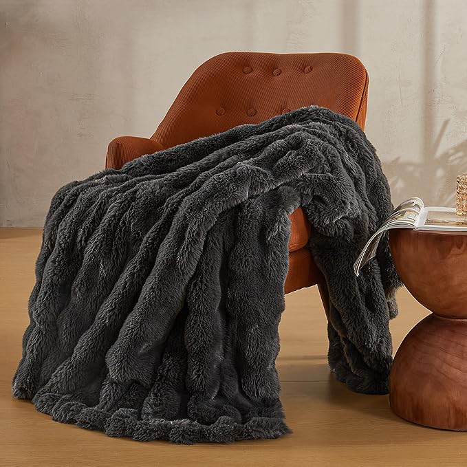 JELLYMONI Faux Fur Throw Blanket, Dark Grey Cozy Plush Bubble Bed Blanket, Thick and Warm, Queen (90" x 90")-Ruum Studio Home