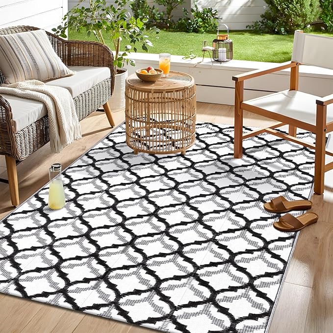 OLANLY Reversible Outdoor Rug 5x8 ft Clearance, Waterproof Outdoor Plastic Straw Rug with Interlacing Pattern, RV Mat for Patio, Camping, Balcony, Deck, Backyard, Black & White-Ruum Studio Home