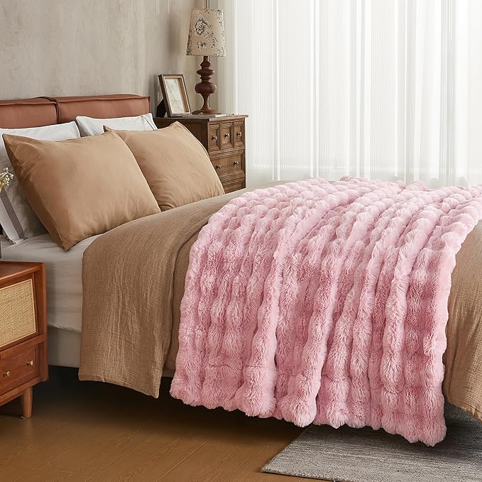 JELLYMONI Faux Fur Throw Blanket, Pink Cozy Plush Bubble Bed Blanket, Thick and Warm, Twin (60" x 80")-Ruum Studio Home