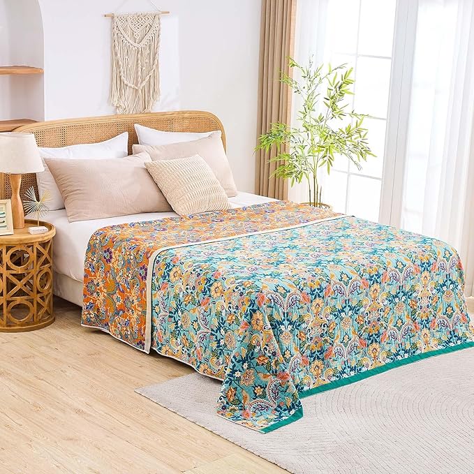 Boho Blanket Throw Quilt, 100% Cotton Soft Light Weight Throw Blankets for Summer, 50"x60" Farmhouse Flower Decorative Blankets, All Season Rustic Reversible Bohemian Throw Quilt-Ruum Studio Home