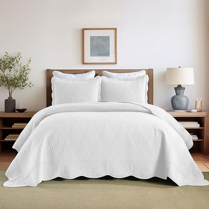 MarCielo 3-Piece Christmas Quilt 100% Cotton Oversized Bedspread Lightweight Coverlet Embroidery Christmas Tree Pattern Bedding Set (TC Bright White, Oversized King (118"x106"))-Ruum Studio Home