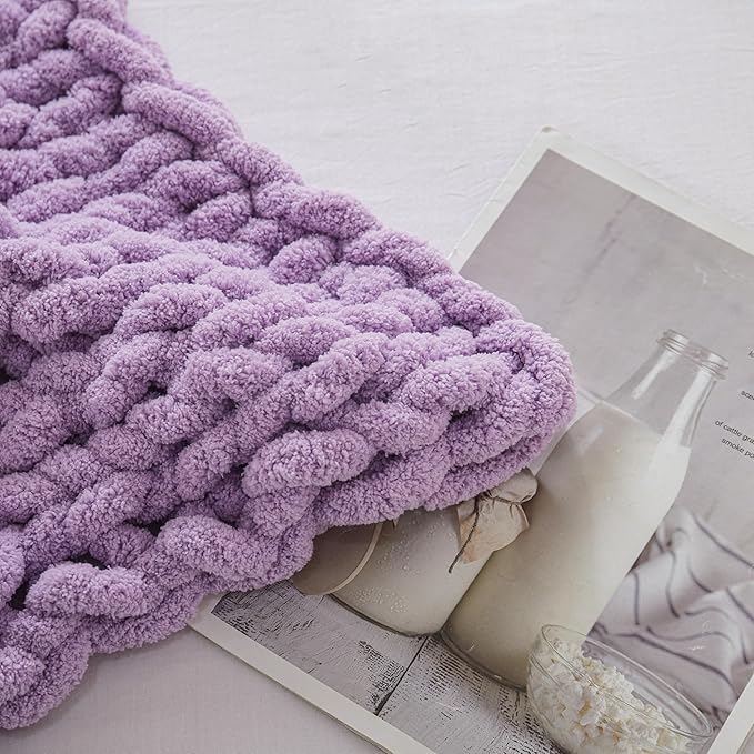 WESHIONGOO Chunky Knit Blanket Throw 40"*40" Knitted Throw Blankets for Couch Bed Fluffy Soft Blanket with Jumbo Chenille Yarn Thick 100% Handmade(Lilca)-Ruum Studio Home