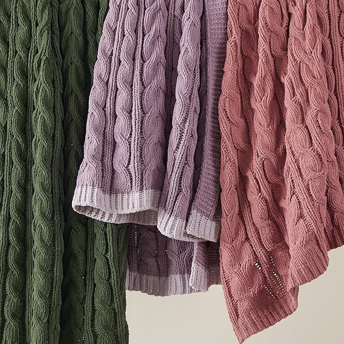 Bedsure Cable Knit Twin Blanket for Couch Bed - Breathable Chenille Chunky Knit Twin Blanket for Decorative Gift, GentleSoft Cozy and Warm for Winter and All Seasons, Green, 60x80 Inches-Ruum Studio Home