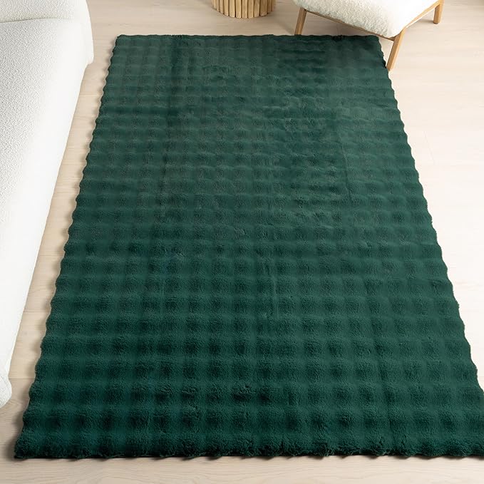 nuLOOM Jeni Checkered 7'6" x 9'6" Machine Washable Area Rug for Living Room Bedroom Dining Room Kitchen, Hunter Green-Ruum Studio Home