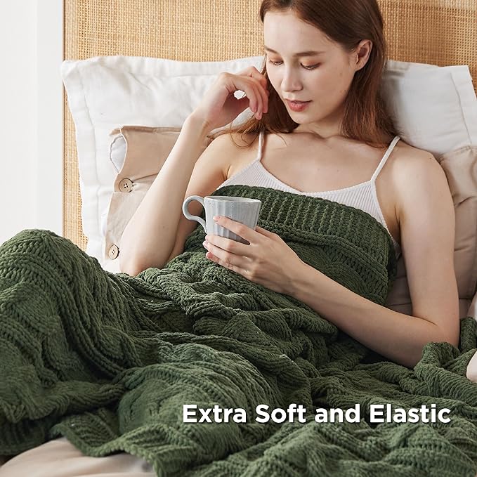 Bedsure Cable Knit Twin Blanket for Couch Bed - Breathable Chenille Chunky Knit Twin Blanket for Decorative Gift, GentleSoft Cozy and Warm for Winter and All Seasons, Green, 60x80 Inches-Ruum Studio Home