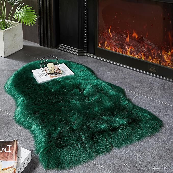 AMTOVO Faux Fur Rug, Dark Green Small Area Rug, Fluffy Sheepskin Rug, Fuzzy Ultra Soft 2 x 3 ft Shag Rugs for Bedroom Sofa Throw Cushion Room Decor, Sheepskin-Ruum Studio Home