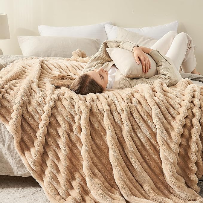 NEWCOSPLAY Super Soft Twin Blanket Brown Premium Silky Flannel Fleece 3D Ribbed Jacquard Lightweight Bed Blanket All Season Use (Brown Ribbed, Twin(60"x80"))-Ruum Studio Home