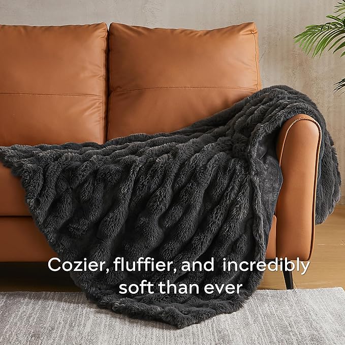 JELLYMONI Faux Fur Throw Blanket, Dark Grey Cozy Plush Bubble Bed Blanket, Thick and Warm, Queen (90" x 90")-Ruum Studio Home
