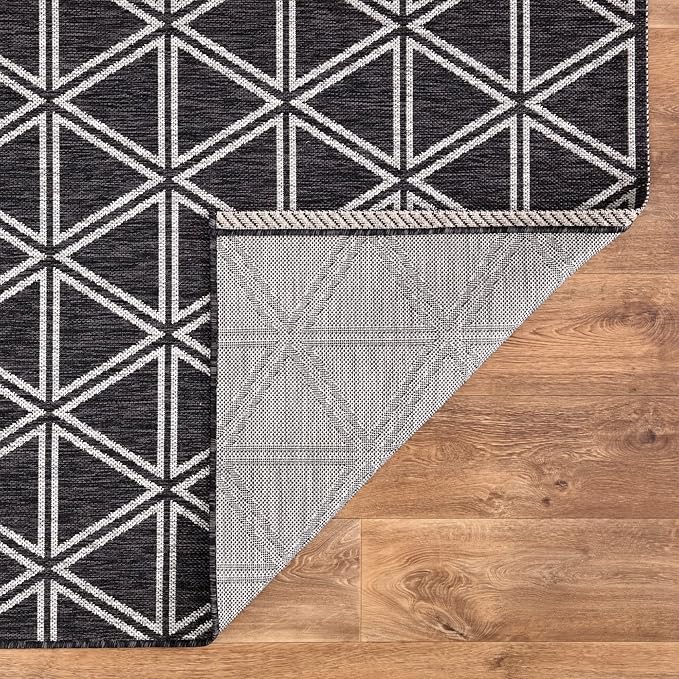 Keen Home Design Outdoor Rug - 6x9 Washable Indoor/Outdoor Rug for Patio, Balcony, Kitchen, Garden, Beach, Deck and Porch. Size: 6'7" x 9'2"-Ruum Studio Home