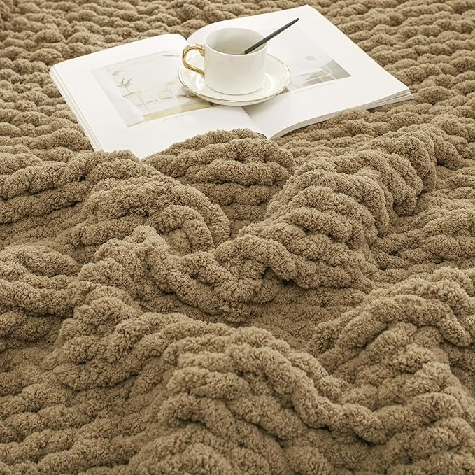 WESHIONGOO Chunky Knit Blanket Throw 40"×40" Knitted Throw Blankets for Couch Bed Fluffy Soft Blanket with Jumbo Chenille Yarn Thick 100% Handmade (Brown)-Ruum Studio Home