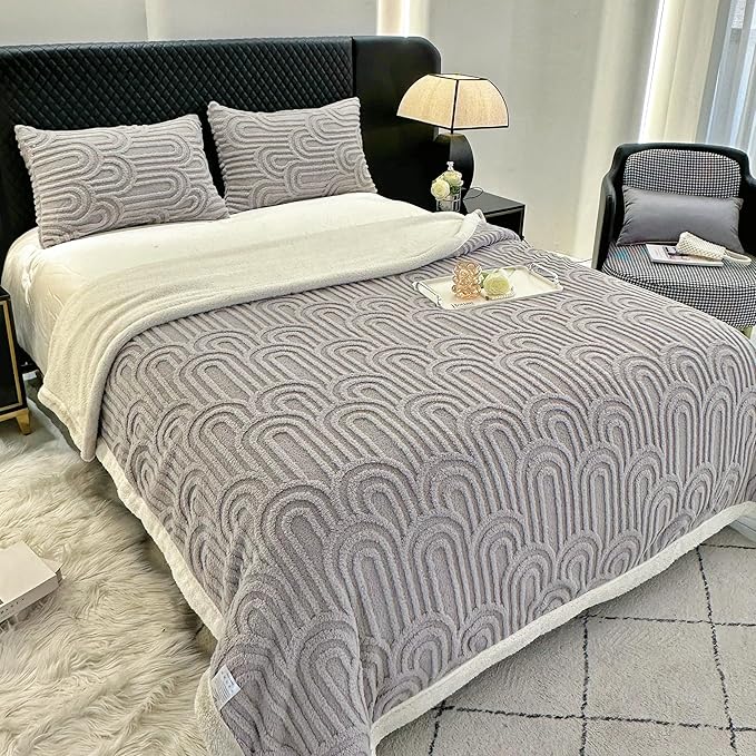 UKELER Sherpa Bed Blanket 80 × 90 inch, Ultra Soft Queen Size Throw Blanket for All Season, Cozy Plush Arch Fleece Blankets for Bedroom Living Room Dorm Hostel Sofa Camping, Grey-Ruum Studio Home