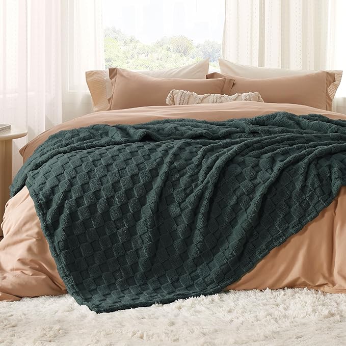 Bedsure GentleSoft Blankets Queen Size for Bed - Super Soft Cozy Blanket for Women Men Girls, Large Fuzzy Fleece Throw for Bedroom Decor, Dark Green, 90x90 Inches-Ruum Studio Home