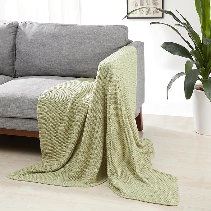 Amazon Basics Chunky Cable Knit Throw Blanket for Couch, Sofa, Bed, Lightweight Soft Cozy, Sage Green, 50"x 60"-Ruum Studio Home