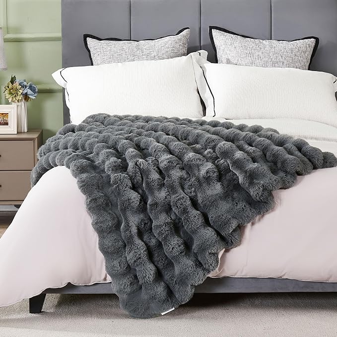 DREAMNINE Large Soft Thick Fuzzy Bubble Faux Rabbit Fur Bed Blanket Queen Size 80" x 90",Reversible Gray Plush Big Warm Shaggy Fluffy Blankets for Sofa, Solid Luxury Cozy Cute Bumpy Furry Blanket,Grey-Ruum Studio Home