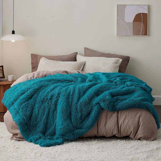 Bedsure GentleSoft Fluffy Turquoise Teal Blankets Queen Size for Bed, Thick Sherpa Faux Fur Fleece Fuzzy Plush Winter Warm Soft Full Queen Blankets, Bedroom Teal Decor Cozy Gifts for Women Men, 90x90-Ruum Studio Home