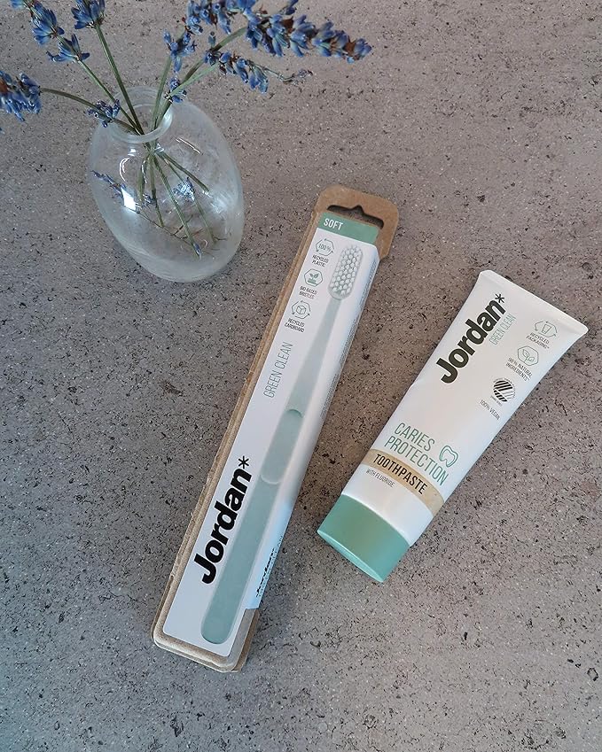 Jordan Green Clean Manual Toothbrush - Sustainable, Scandinavian Design, Soft Bristles, Mixed Colors, 4 Units-Ruum Studio Home