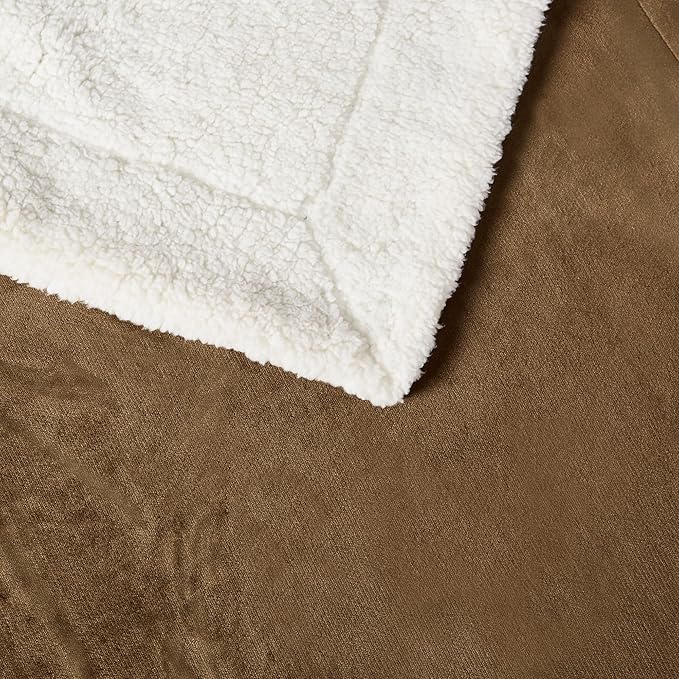 Amazon Basics Reversible Sherpa Throw Blanket, Brown, 50"x60"-Ruum Studio Home