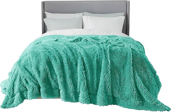 Bedsure GentleSoft Fluffy Aruba Blue King Size Blanket for Bed, Thick Soft Sherpa Faux Fur Fleece Bedding Fuzzy Plush Winter Warm Heavy Big Large King Blanket, Cozy Blue Gifts for Men Women, 108x90-Ruum Studio Home