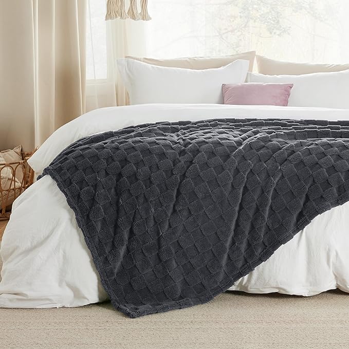 Bedsure GentleSoft Dark Grey Throw Blanket for Couch - Checkered Fleece Blankets Gifts for Women Men Girls, Cute Soft Cozy Throw for Bedroom Home Decor Gifts, 50x60 Inches-Ruum Studio Home