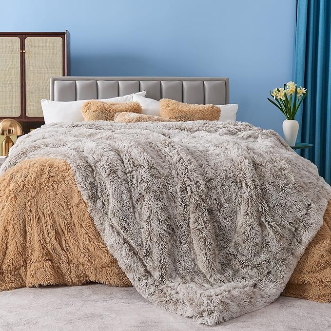 GONAAP Fuzzy Faux Fur Throw Blanket Twin Size Frosty Grey Super Soft Cozy Plush Fuzzy Shaggy Blanket for Couch Sofa Bed (Frosty Grey, Twin(60"x80"))-Ruum Studio Home