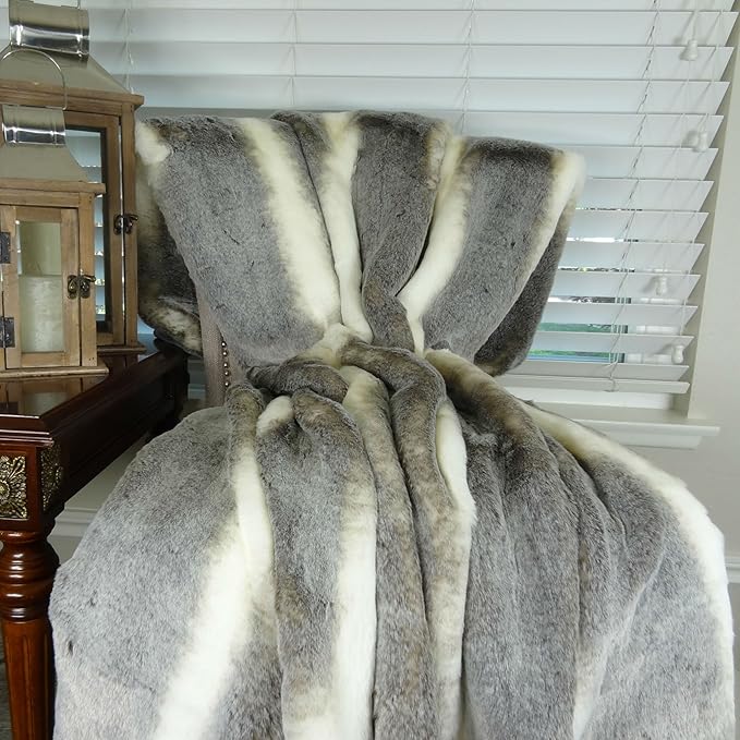 Tissavel Chinchilla Faux Fur Throw Blanket & Bedspread - Chinchilla Faux Fur - Gray Ivory Chinchilla Fur Throw - Luxury Soft Fur, Made in USA, 16444-Ruum Studio Home