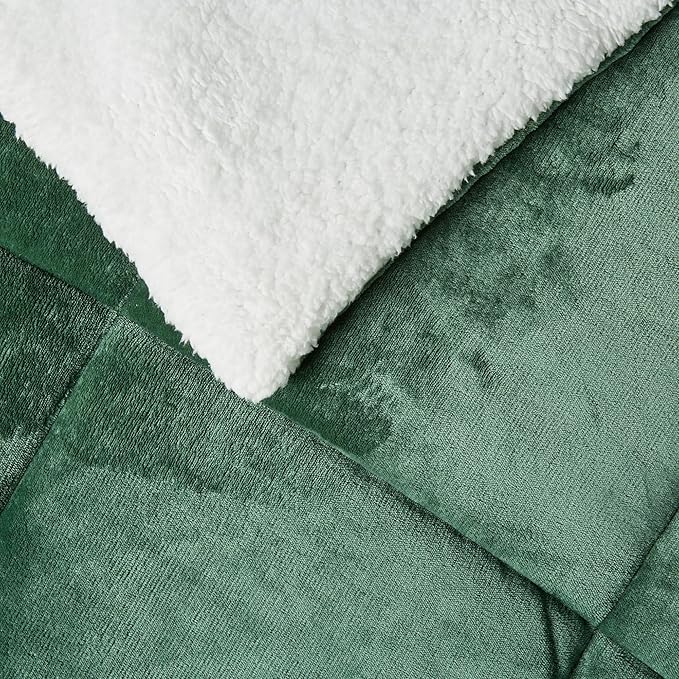 Amazon Basics Reversible Sherpa Comforter Set with Pillow Sham, Green, King-Ruum Studio Home