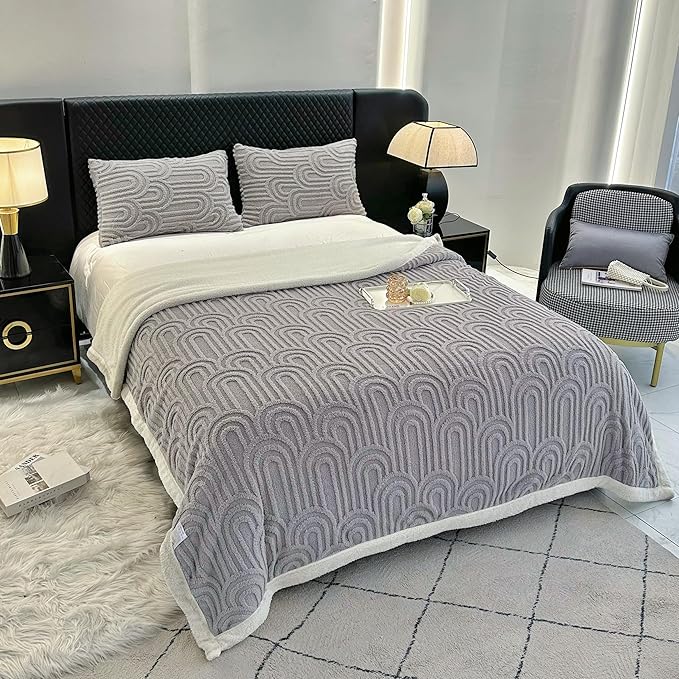 UKELER Sherpa Bed Blanket 80 × 90 inch, Ultra Soft Queen Size Throw Blanket for All Season, Cozy Plush Arch Fleece Blankets for Bedroom Living Room Dorm Hostel Sofa Camping, Grey-Ruum Studio Home