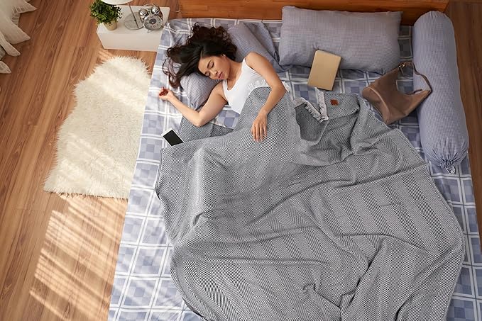 Gold Case Throw Blanket for Bed – 100% Recycled Turkish Cotton Bed Blanket – Decorative Throw Cotton Blankets for Living Room & Bedroom – Woven Twin Blankets - 71x90 - Black-Ruum Studio Home