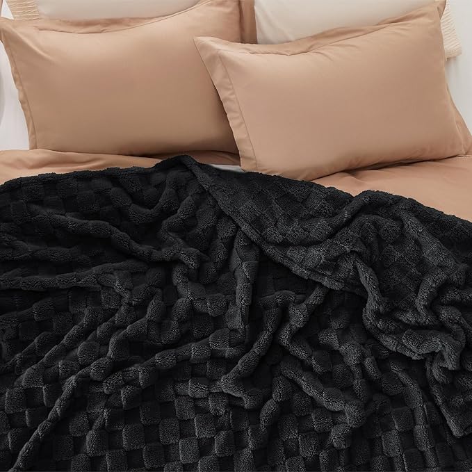 Bedsure GentleSoft Blankets Queen Size for Bed - Super Soft Cozy Blanket for Women Men Girls, Large Fuzzy Fleece Throw for Bedroom Decor, Black, 90x90 Inches-Ruum Studio Home