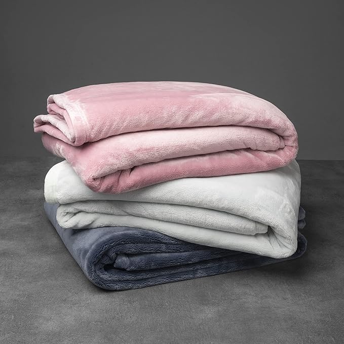 Mellowdy Extra Thick Hearty Plush Flannel Blanket (Pale Mint, 60x80) - 500GSM Twin Size Warm Blanket for Winter, Fall | Soft, Fluffy, Cuddly, Perfect for Bed, Oversized Throw for Couch, Sofa-Ruum Studio Home